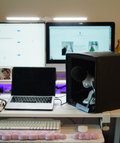 ChatGPT designed notion dashboard and computer set up before and after results